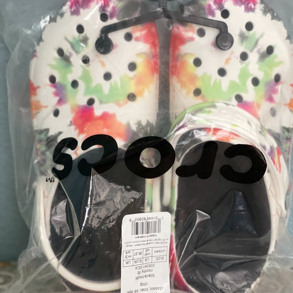 Crocs Unisex Classic Fuzz-Lined Tie Dye Clogs